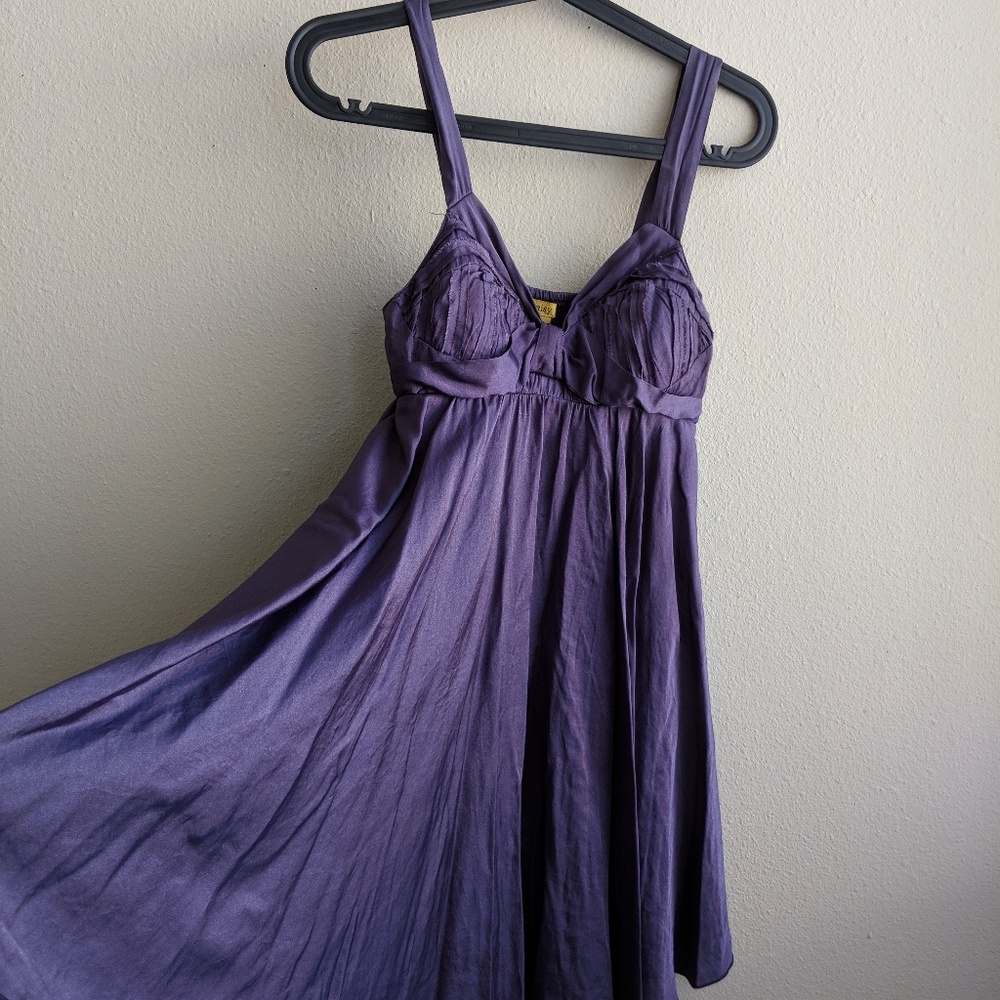Dress - Picture 2 of 5
